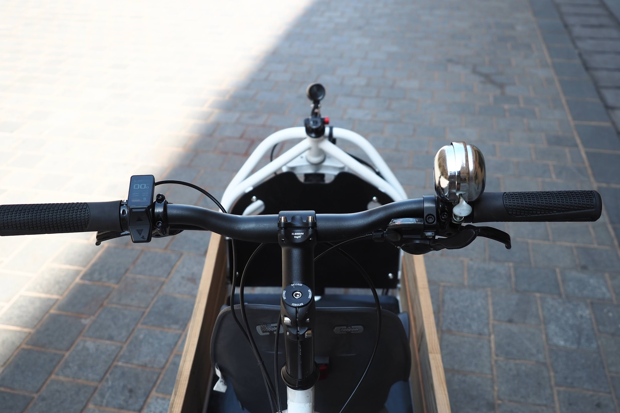8 Speed Gear